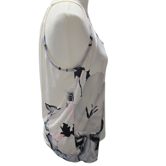 Floral Zip-Front Silky Tank Top - Picture 2 of 3